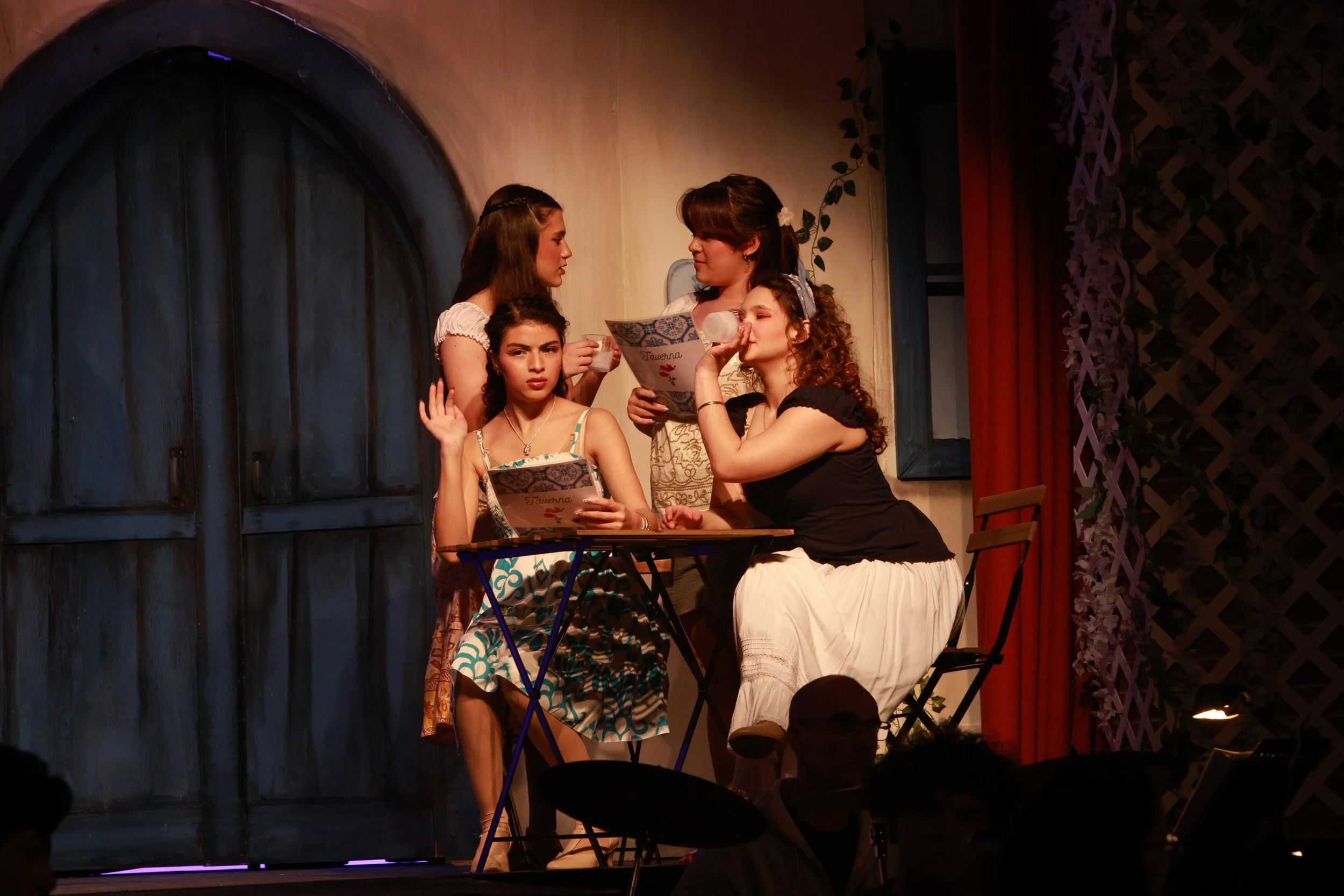 Ensemble 1.jpg