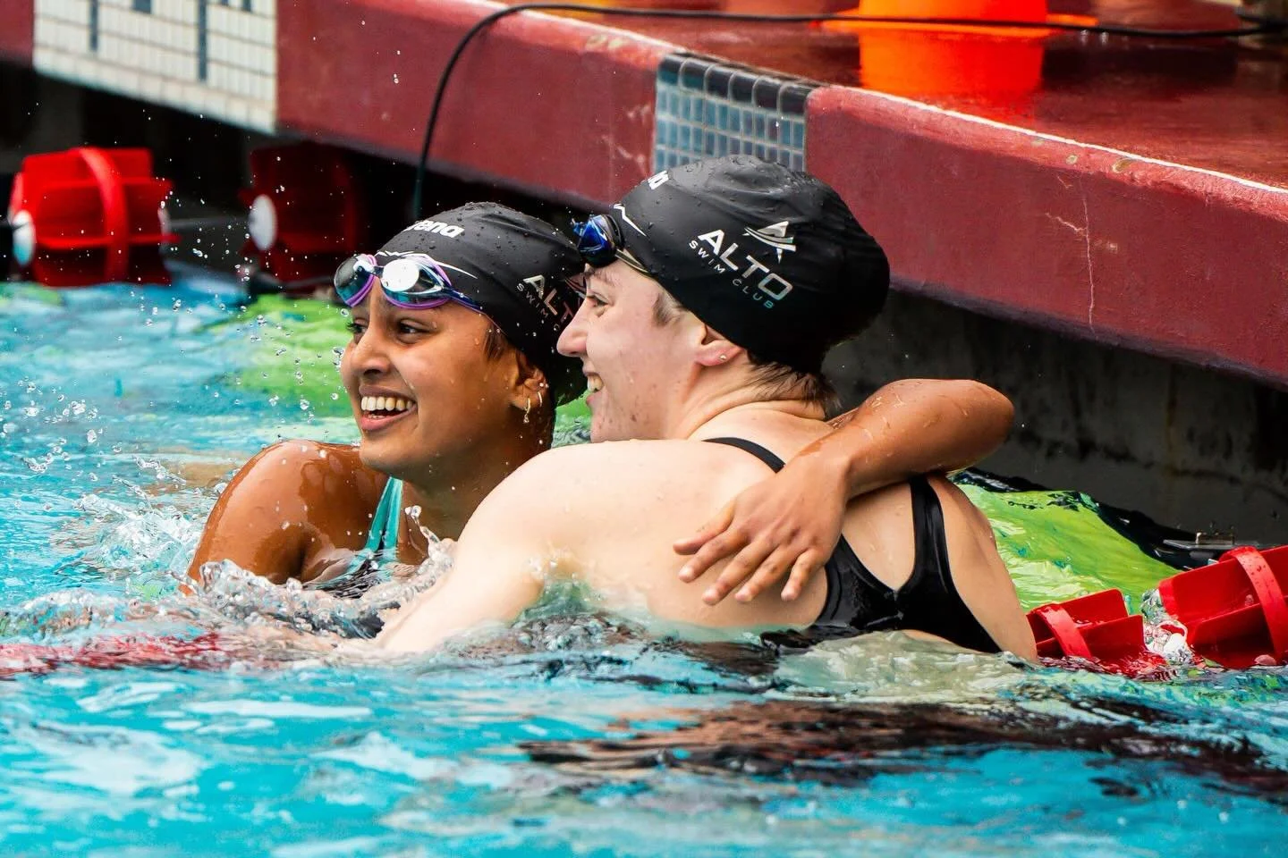 Happy Monday, Alto! Let&rsquo;s have a great week! 😁🌟🏊🏽&zwj;♂️🏊&zwj;♀️