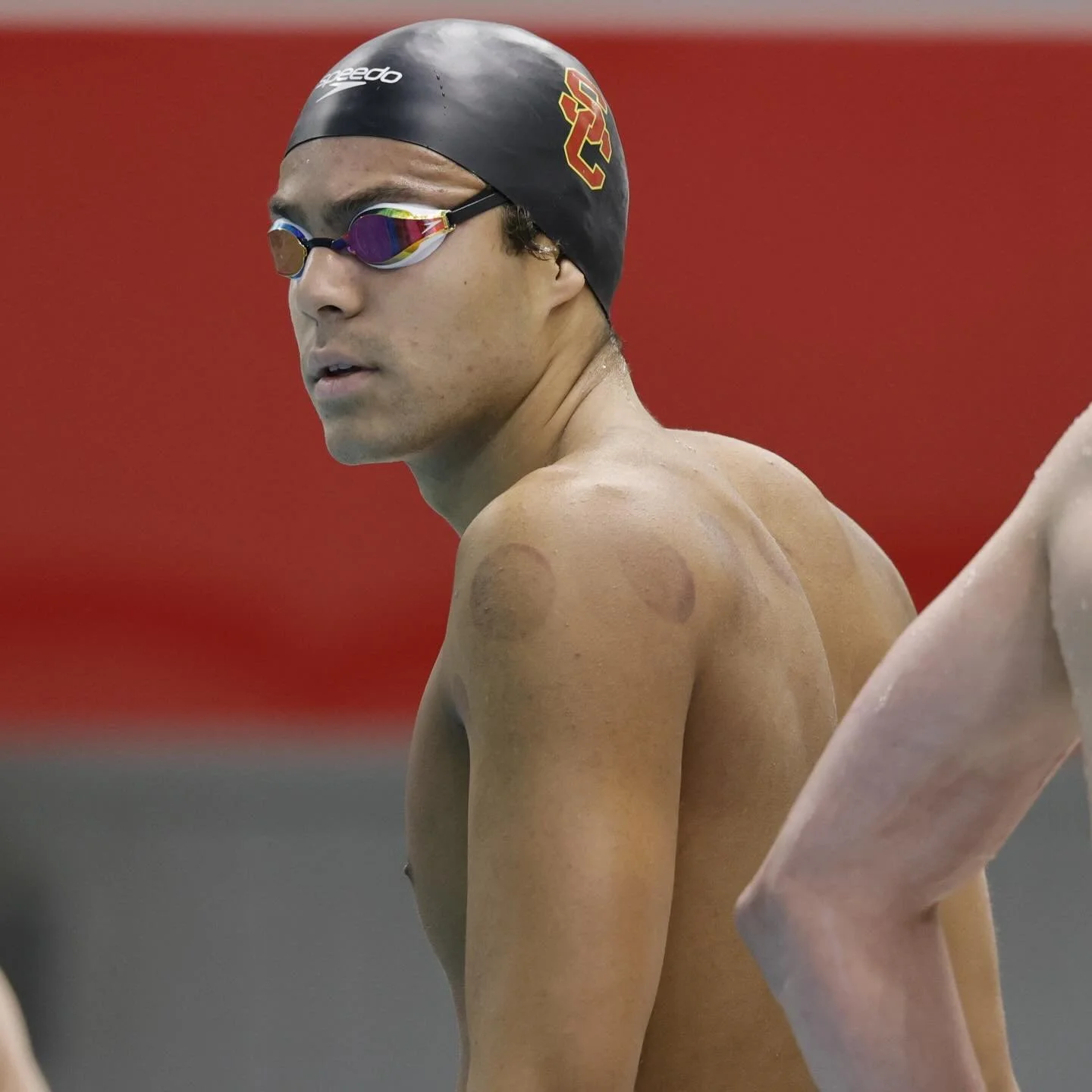 Alto Alumni! ⭐️ Cole Ballard is a sophomore at the University of Southern California. He recently competed at the Big Ten Championships, and he posted best times in the 100 free (43.86), 200 free (1:35), and 500 free (4:24.98)! Way to go Cole! #altoa
