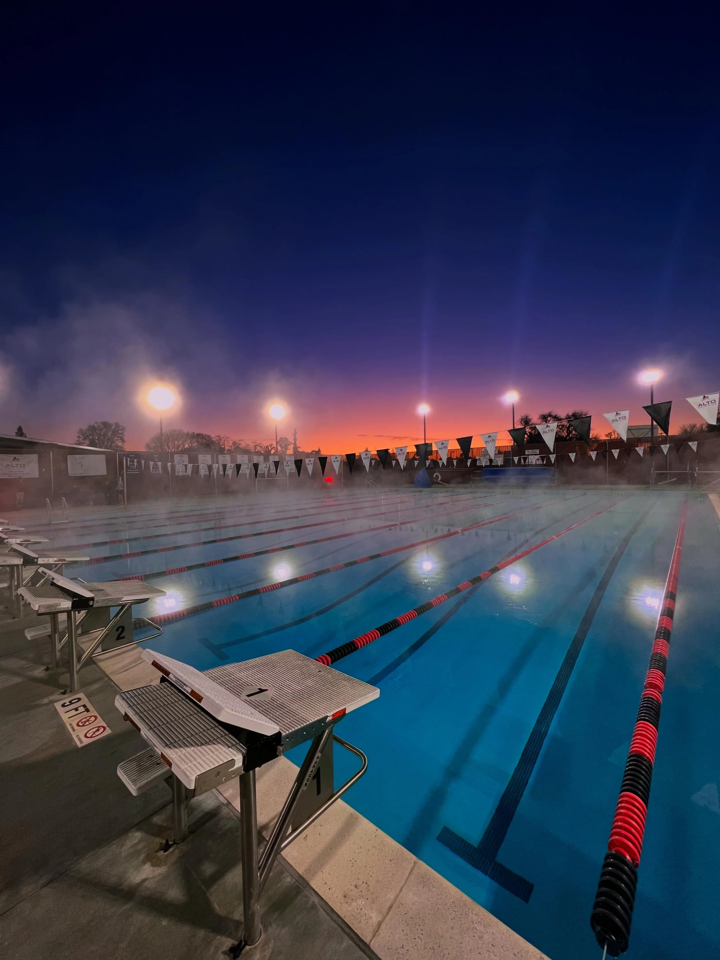 Facility Highlight: Jane Lathrop Stanford Middle School (JLS) is one of our home pools for our age group program. We are so fortunate and grateful to swim here! 😊🏠🌟🏊&zwj;♂️🏊&zwj;♀️ #FasterwithAlto #GreaterTogether