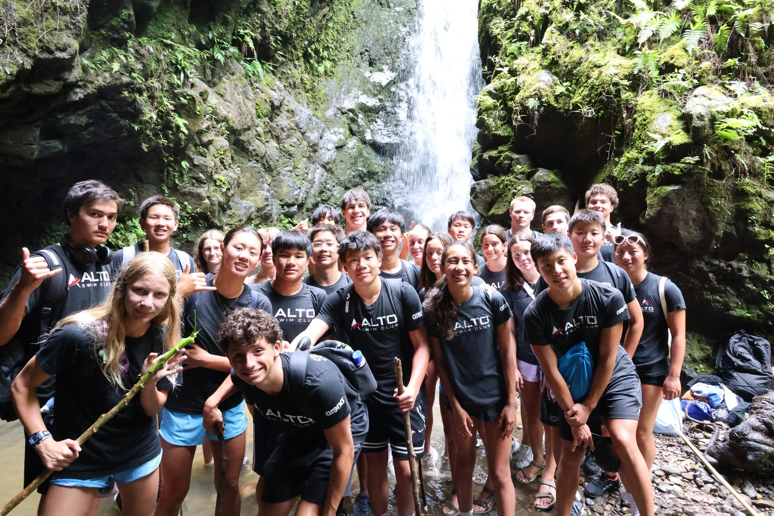 Alto Senior 2 and National Groups Take on Hawaii Training Trip
