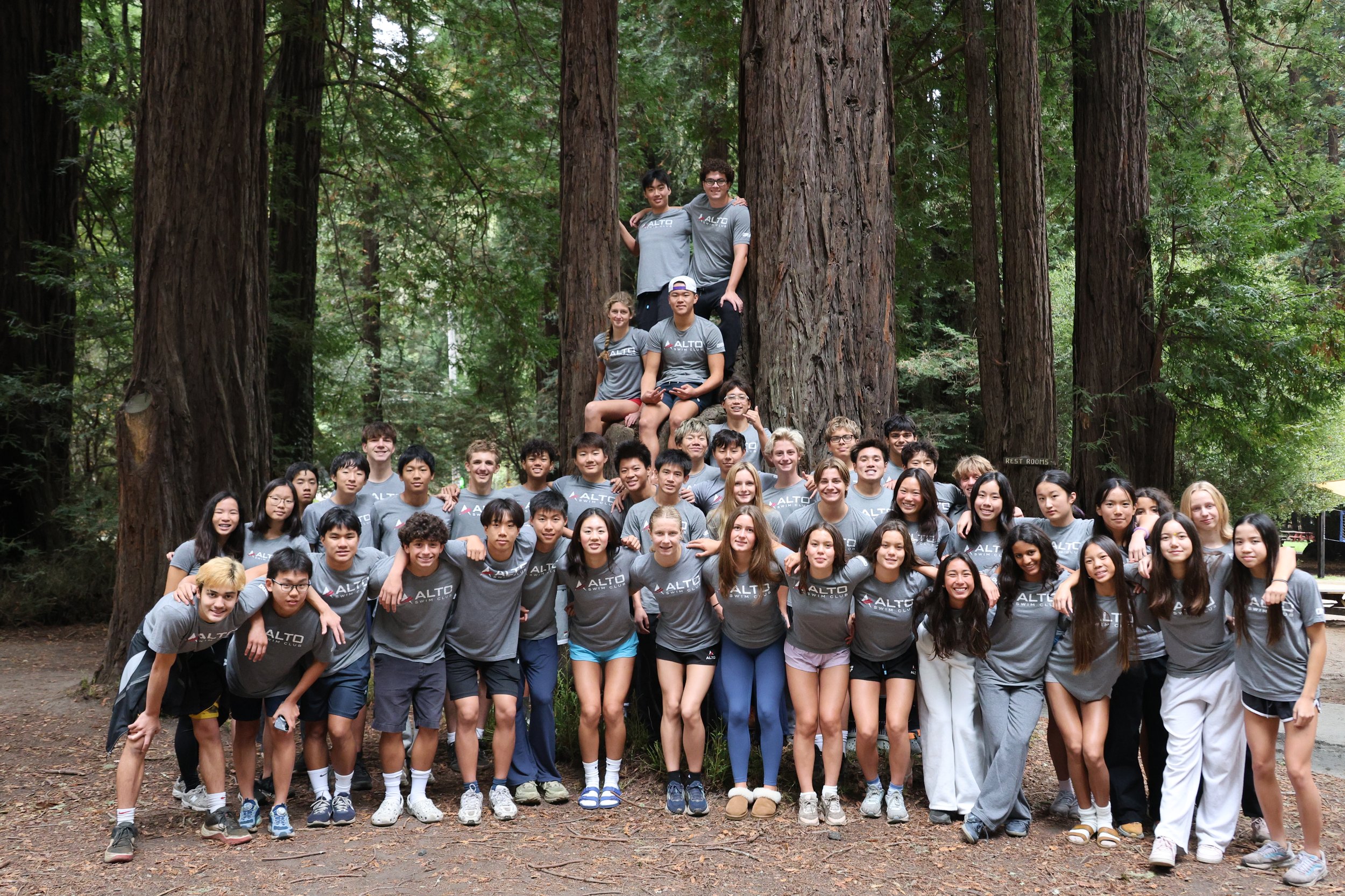 Alto Seniors Grow Stronger Together at Team Retreat
