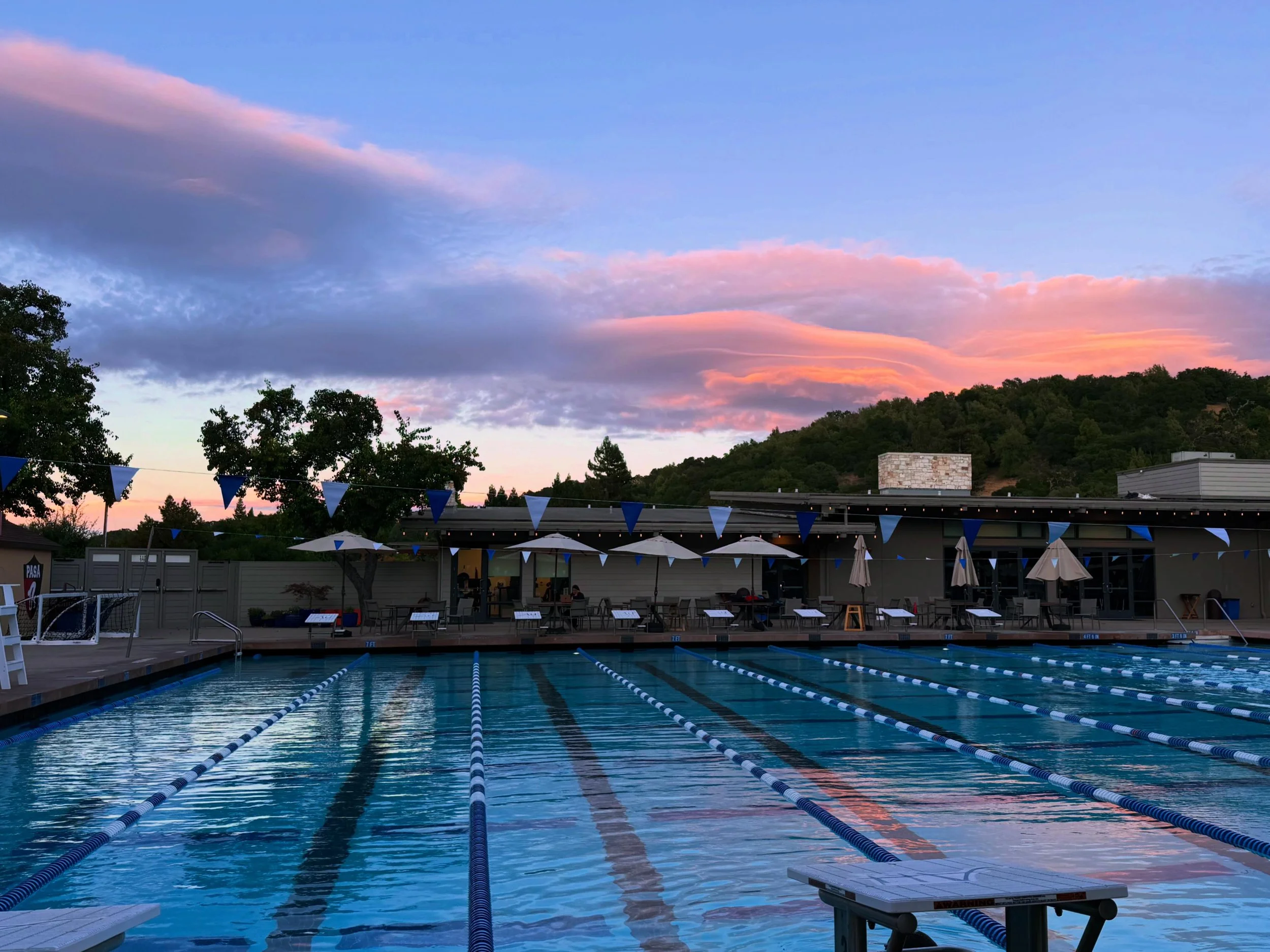 Facility Highlight: Alpine Hills is our newest pool location and is the home pool for our Senior Prep 2, and Imagination 1, 2, and 3 groups. We are so fortunate and grateful to swim here! 😊🏠🌟🏊&zwj;♂️🏊&zwj;♀️ #LetsGoAlto #FasterwithAlto #GreaterT