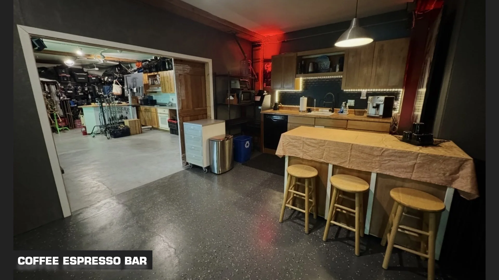 RAINLIGHT xR Studio Booklet.007.jpeg