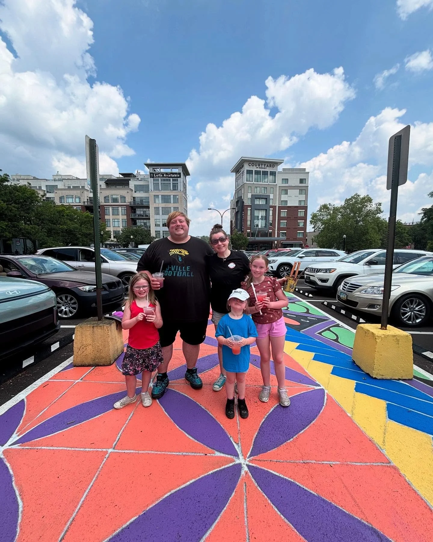 🌞 A huge thank you to all the amazing volunteers who&rsquo;ve helped bring the Northside Green mural to life! We&rsquo;ve loved seeing our community come together, and we were thrilled to keep you cool with some ice-cold lemonade from Nomz during th