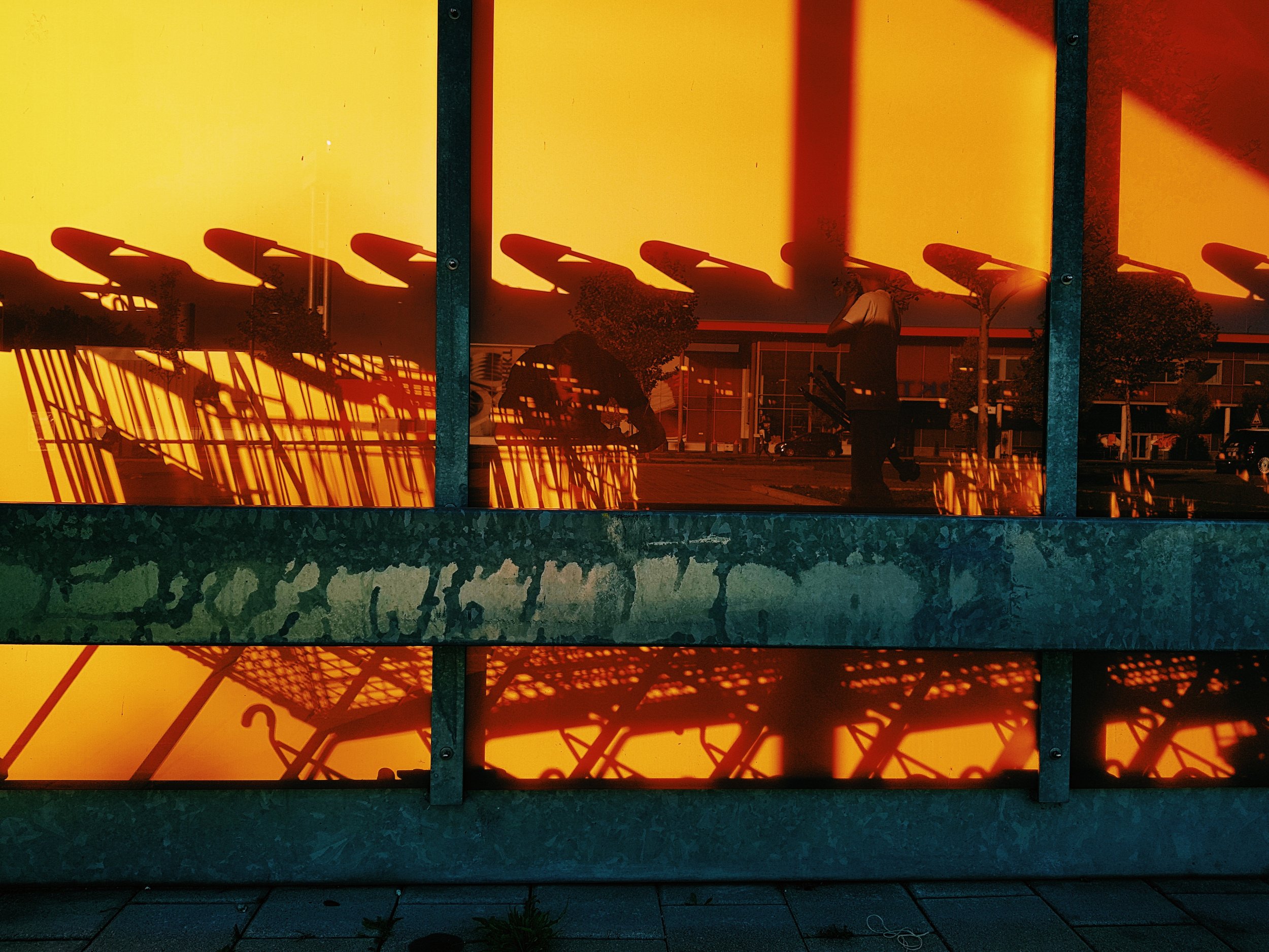 Photo by Philipp Balunovic .