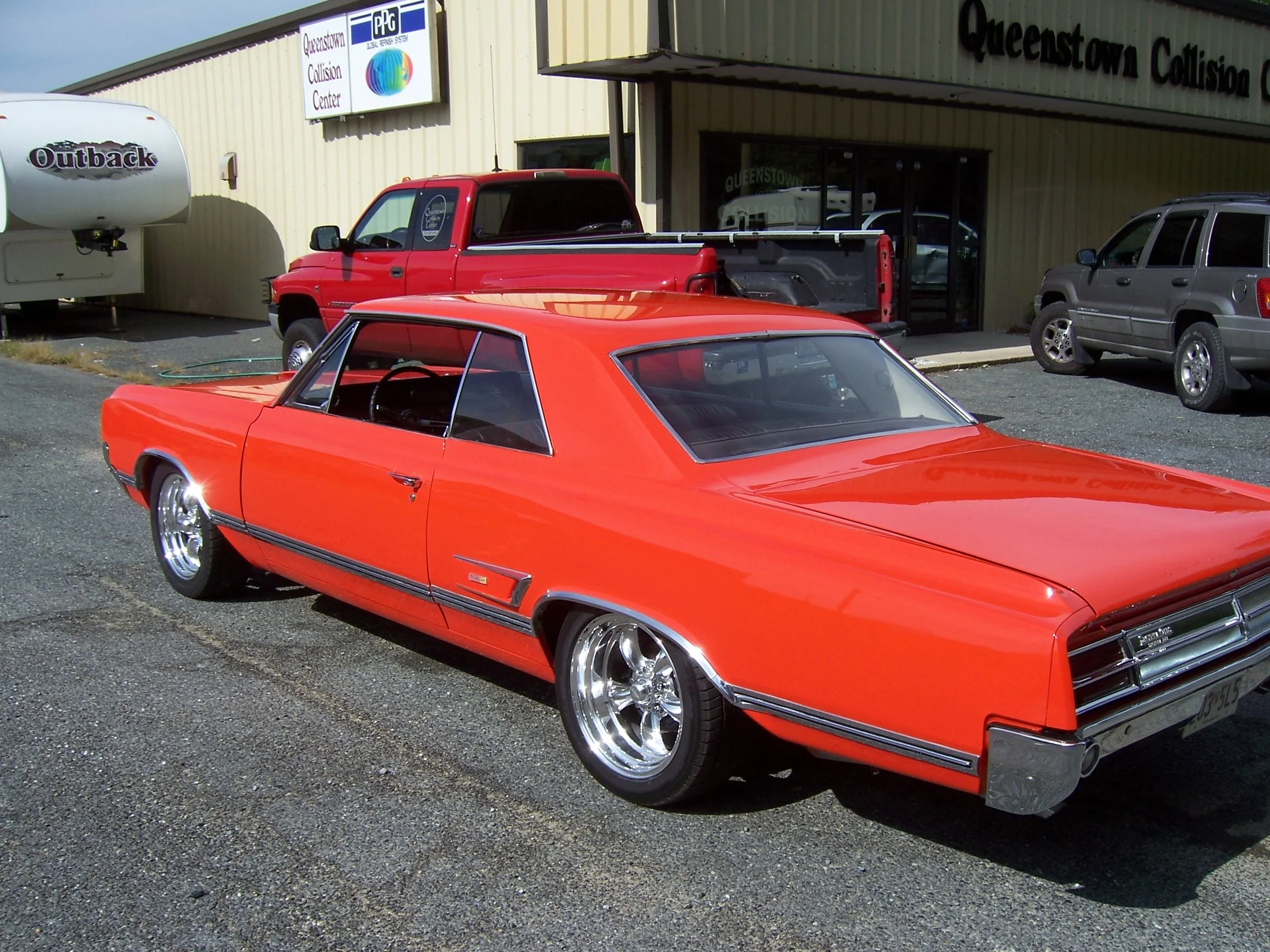 Auto Body Repair 4 - Queenstown Collision Center.jpg