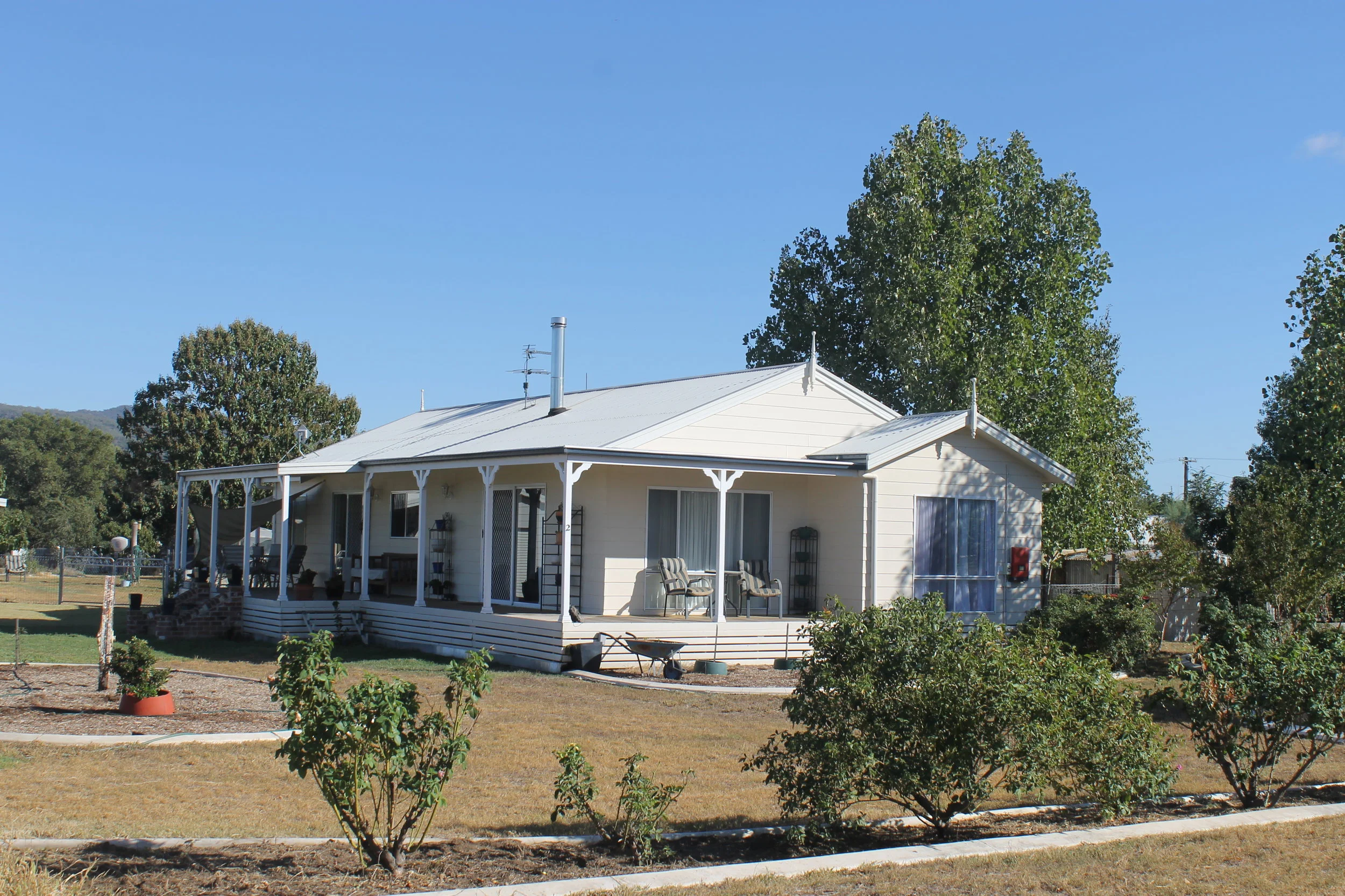 2 Victor Street