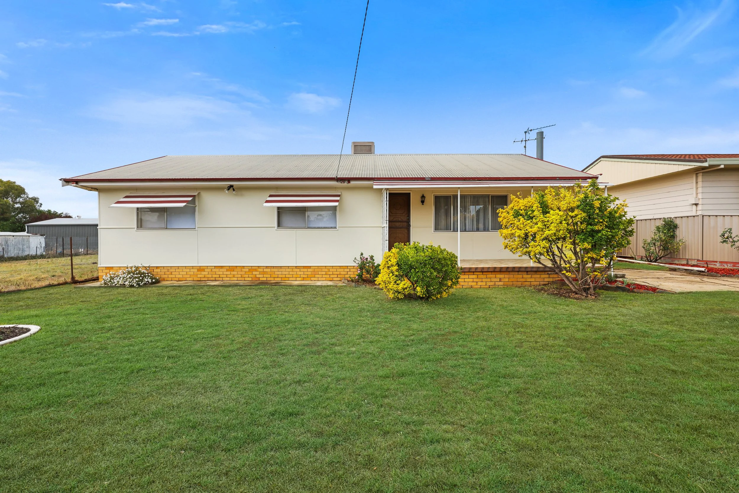 5 Lockrey Street, Barraba (4).jpg