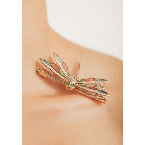 Le Dragonfly en Tremble , Julian Bartrom. New Zealand Jewellery Design Awards finalist. © Kate Macpherson.