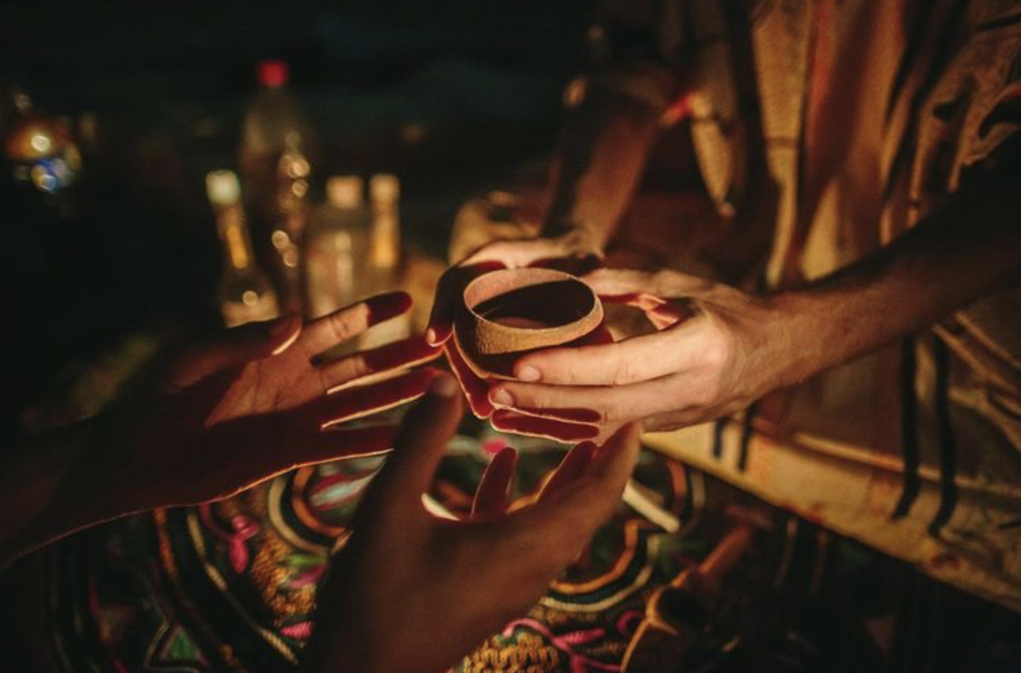 Microdosis de plantas maestras: qué propone Federico Infante y qué exige un uso responsable