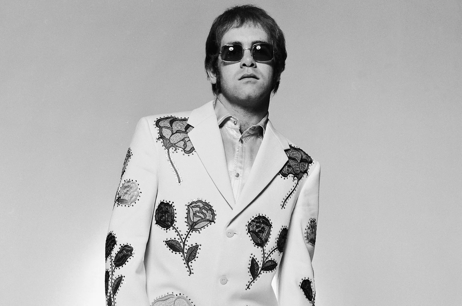elton-john-portrait-1975-u-billboard-1548.jpg