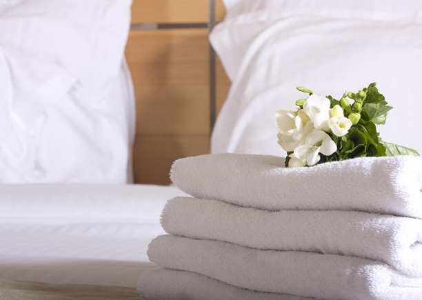 Bnb cleaning Housekeeper melbourne airbnb cleaning houskeeping linen hire 34534.jpg