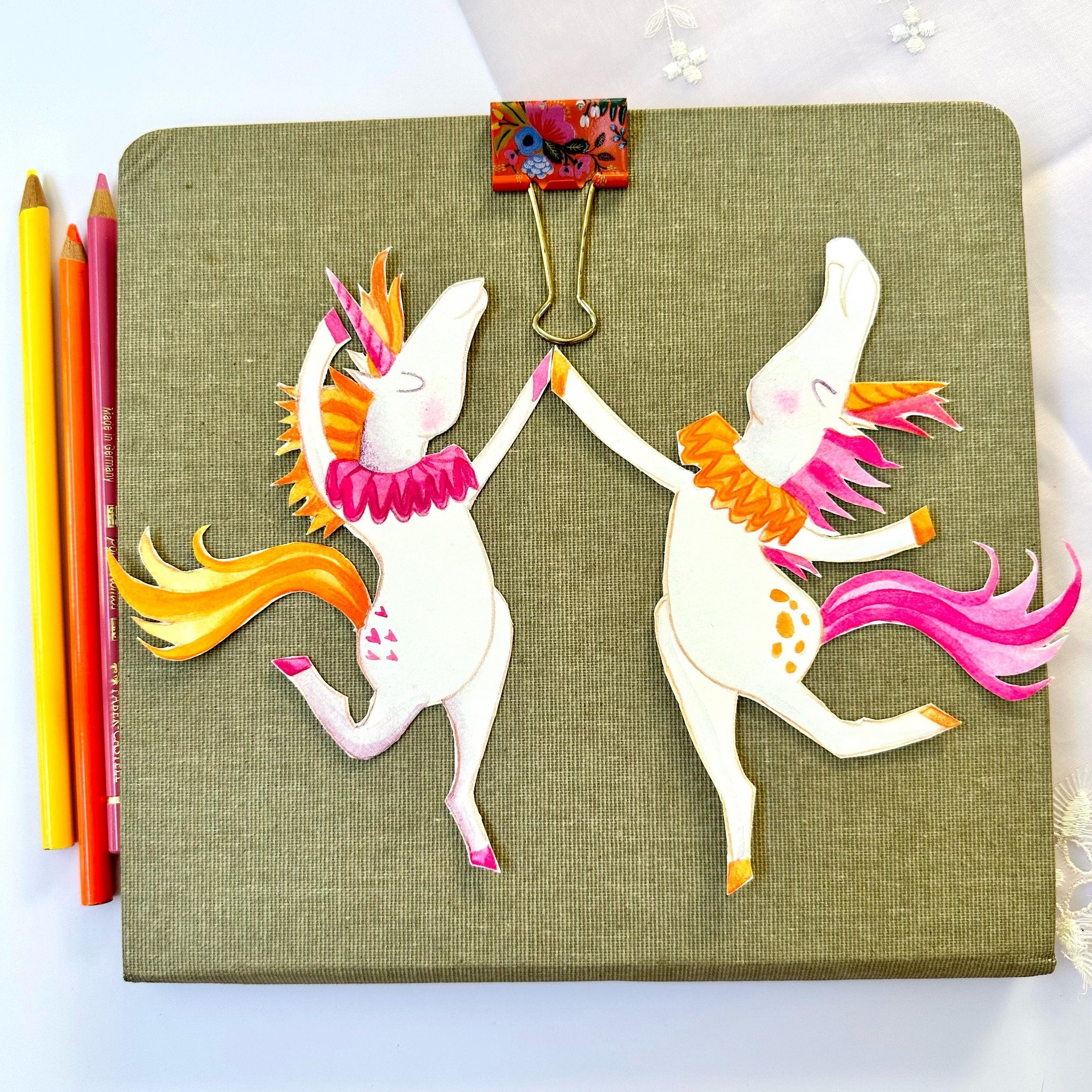 These little friends love to dance! The perfect way to warm up on this chilly day ⛅️ 
Is it just me or there something extra sweet about collage ? #australianillustrator #unicorn #collage