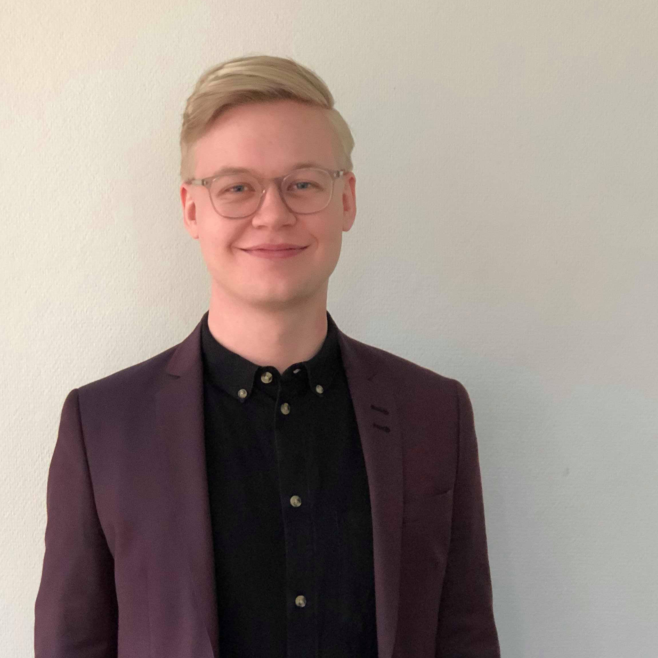 Max Ceder Skattmästare | Treasurer treasurer@sf.su.se