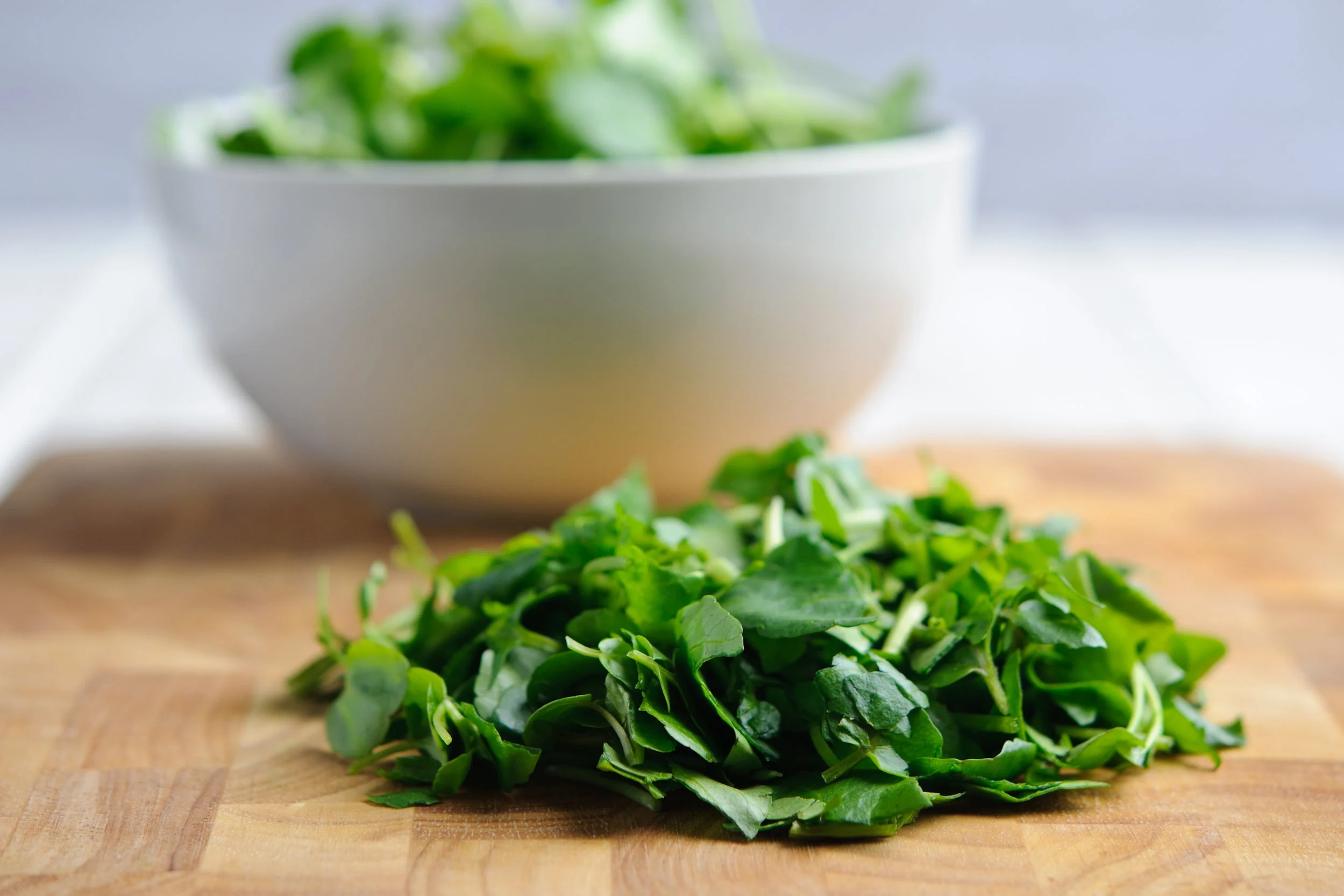 Can you eat watercress raw?