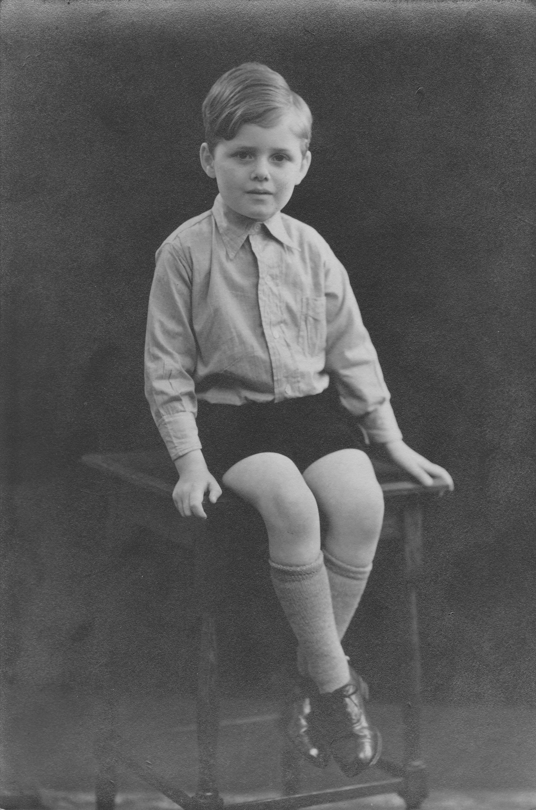 David Hathaway was dedicated to the Lord by Evangelist George Jeffreys.