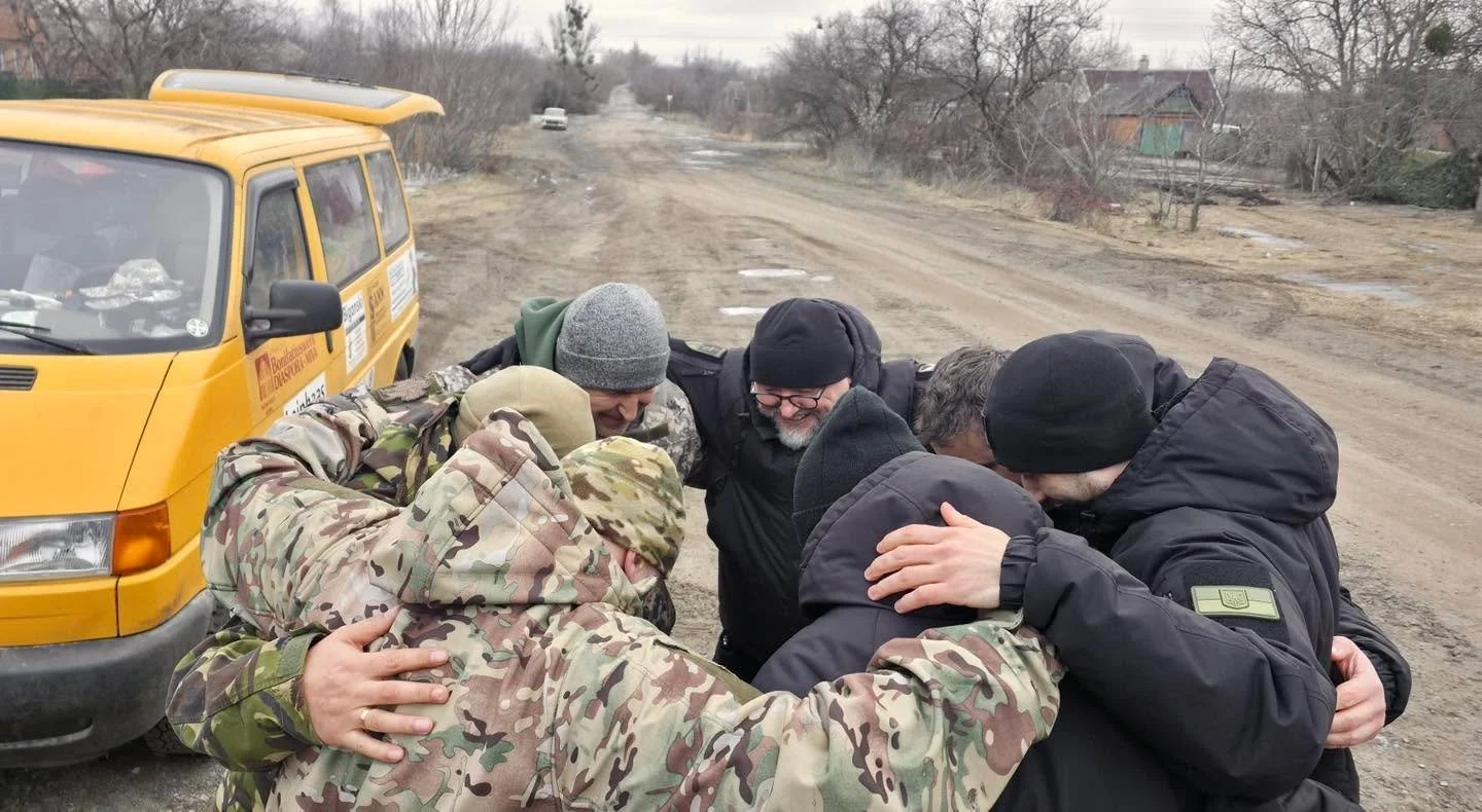 Our team and representatives in Ukraine have ministered on the frontline in the East Ukraine, serving as chaplains and bringing the hope of His powerful words, praying together with heroic defenders, and they also had a privilege to provide practical