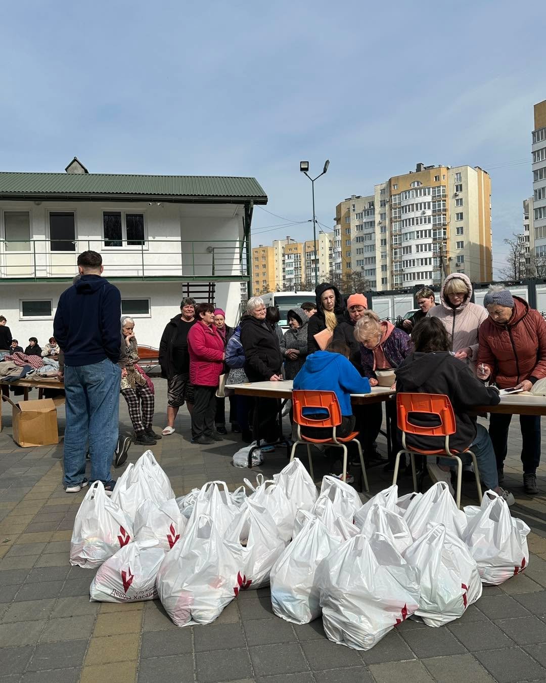 With the support of David Hathaway's ministry, in March 2026 in Lviv (Ukraine), we delivered aid to internally displaced people from eastern Ukraine, those fleeing the war to a safe place
Thank you for your prayers and support of Ukraine!
-----------