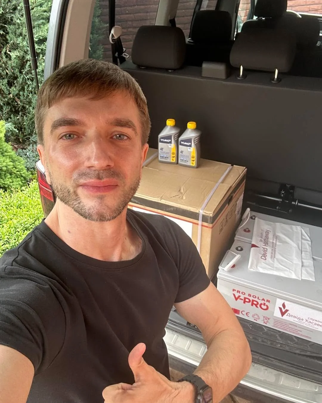 Standing with Ukraine &ndash; Bringing Hope to the Frontline

Our representative in Ukraine Vadim together with the team of chaplains and volunteers recently travelled to Eastern Ukraine to serve both soldiers and civilians affected by the ongoing wa