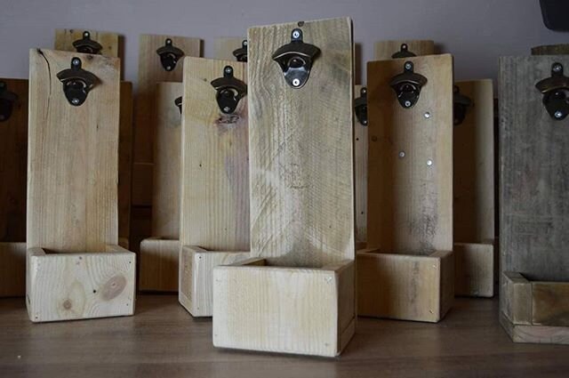 ‼️GIVEAWAY‼️
Maak kans op deze mega toffe, handgemaakte bierfles opener! 🍻
Dit is wat je moet doen:
🔨 LIKE deze post
🔨VOLG ons profiel
🔨TAG 3 of meer vrienden die ook wel een pintje lusten 🍻
-Om meer kan te maken, deel dit ook op je story!
🏆 De
