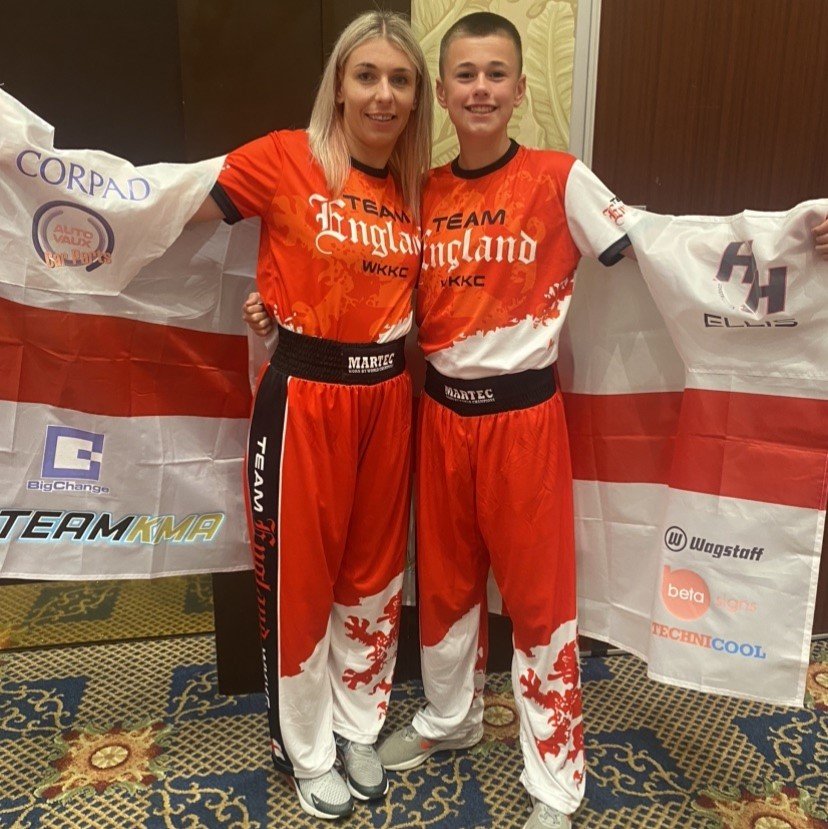 Ellis England and mum at Kickboxing World Championships web.jpeg