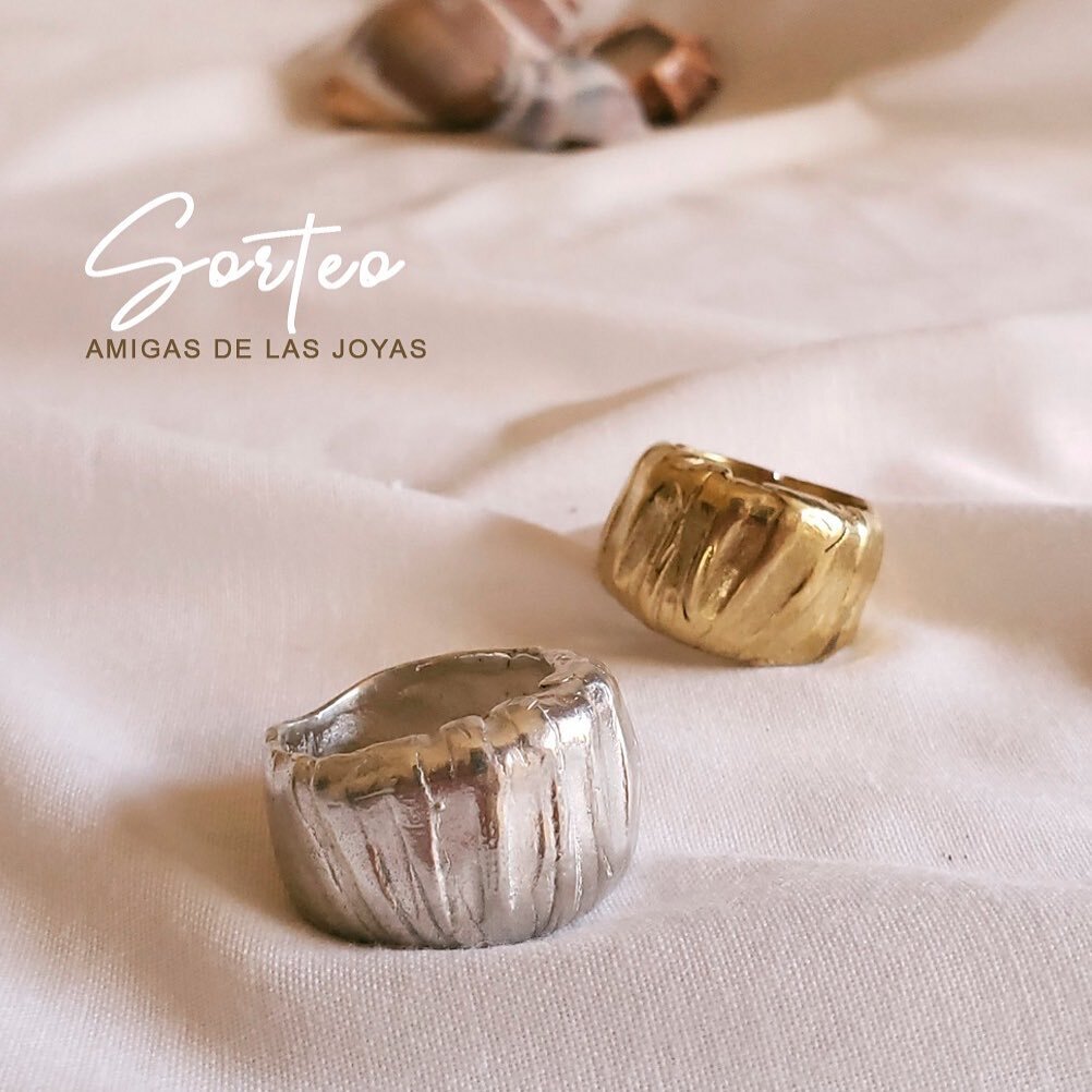 Las amigas comparten momentos, charlas, confidencias&hellip;&iexcl;seguramente tambi&eacute;n su amor por las joyas!
Y este 20 de Julio quiero agradecerles por acompa&ntilde;arme siempre. Pens&eacute; en un 𝗦𝗢𝗥𝗧𝗘𝗢 con un premio espectacular: do