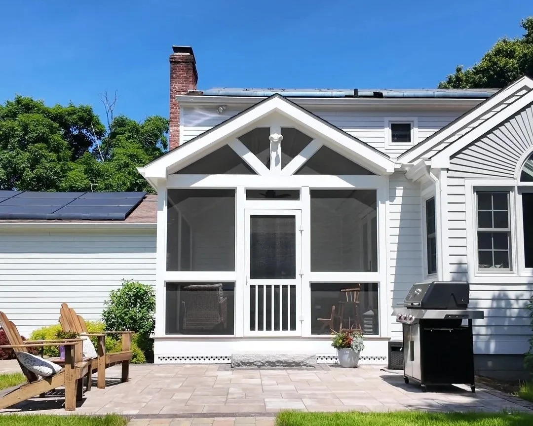 before+after+porch+_01_00_43_25.jpg