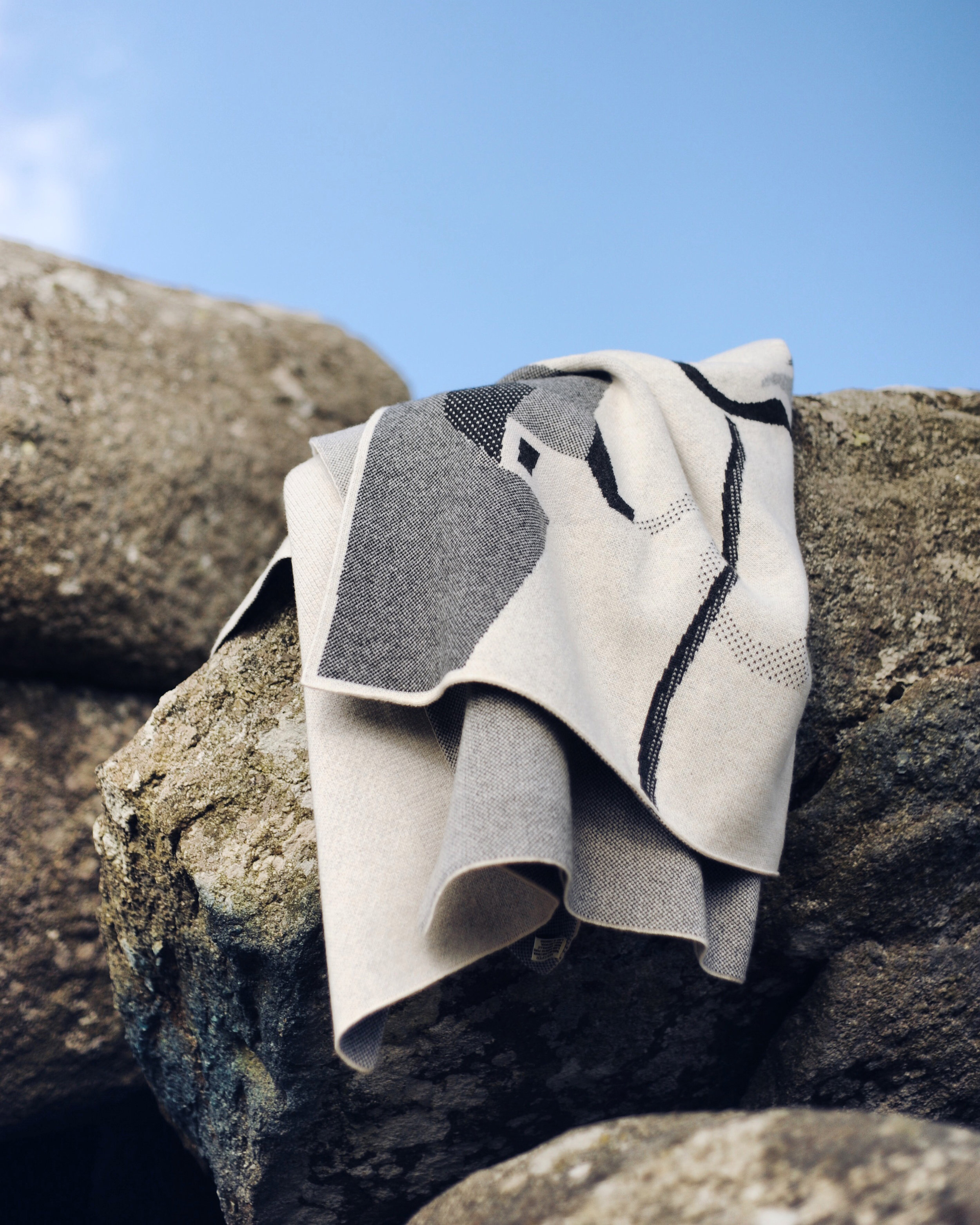 Feldspar, charcoal moor blanket on Tor