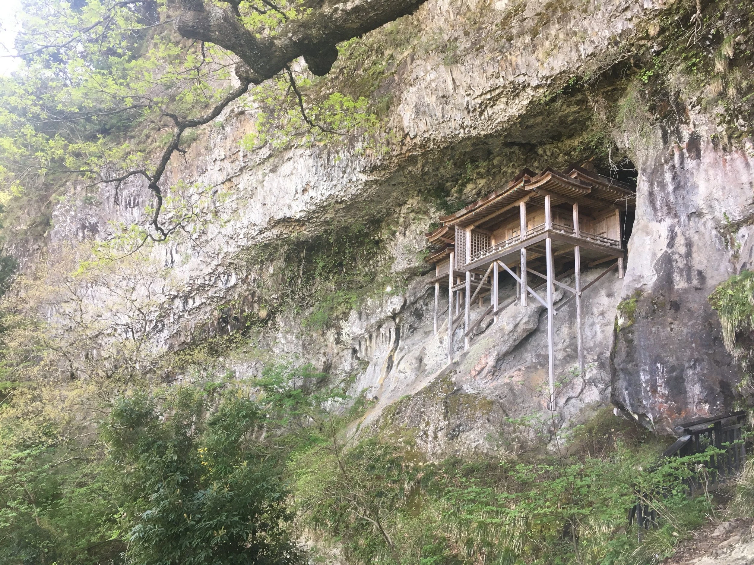 投入堂 Nageire-dō, Japan. Photograph: Dan Richards