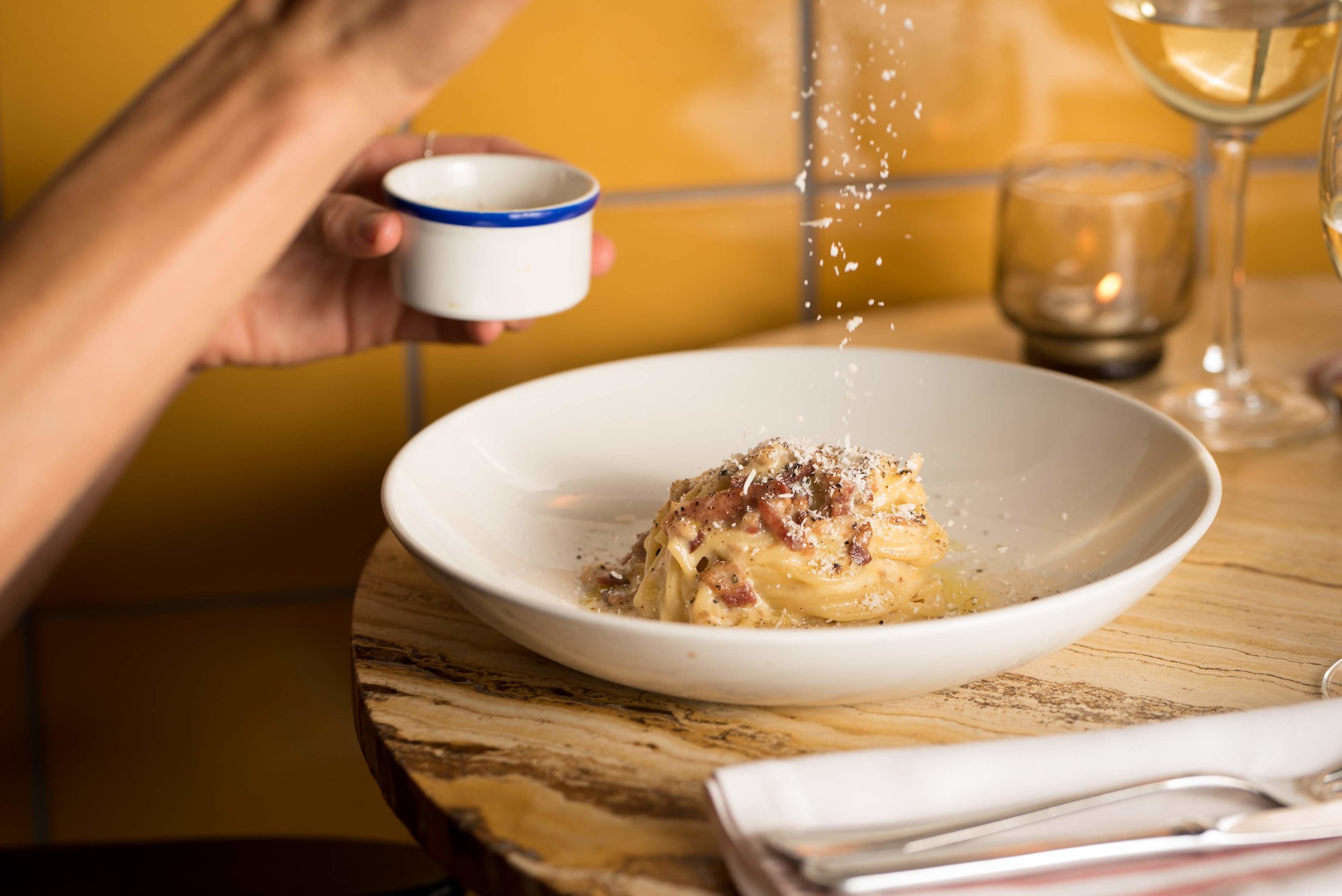  spaghetti carbonara   