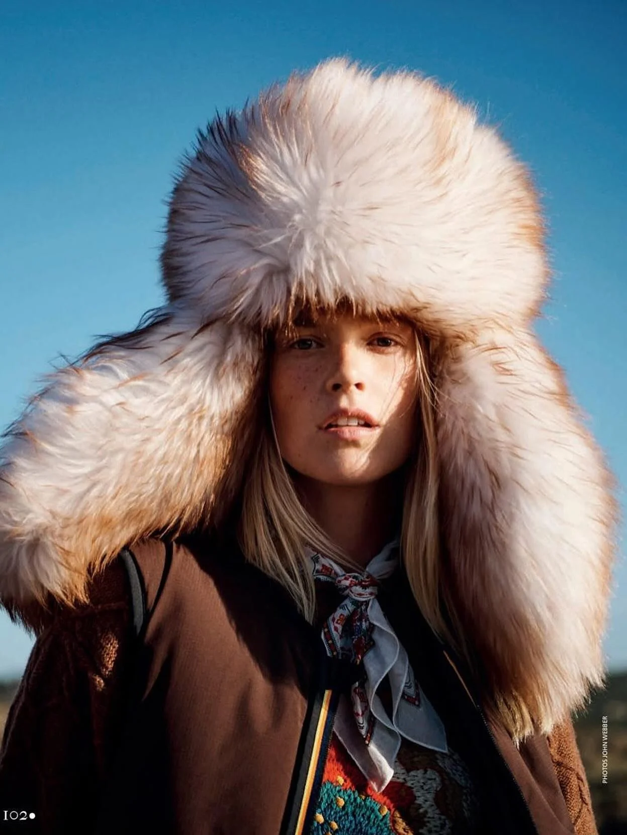 @etro featured in @madamefigarofr 
Stylist @juliegilletb 
Photographer @johnwebberofficial 
#ETRO