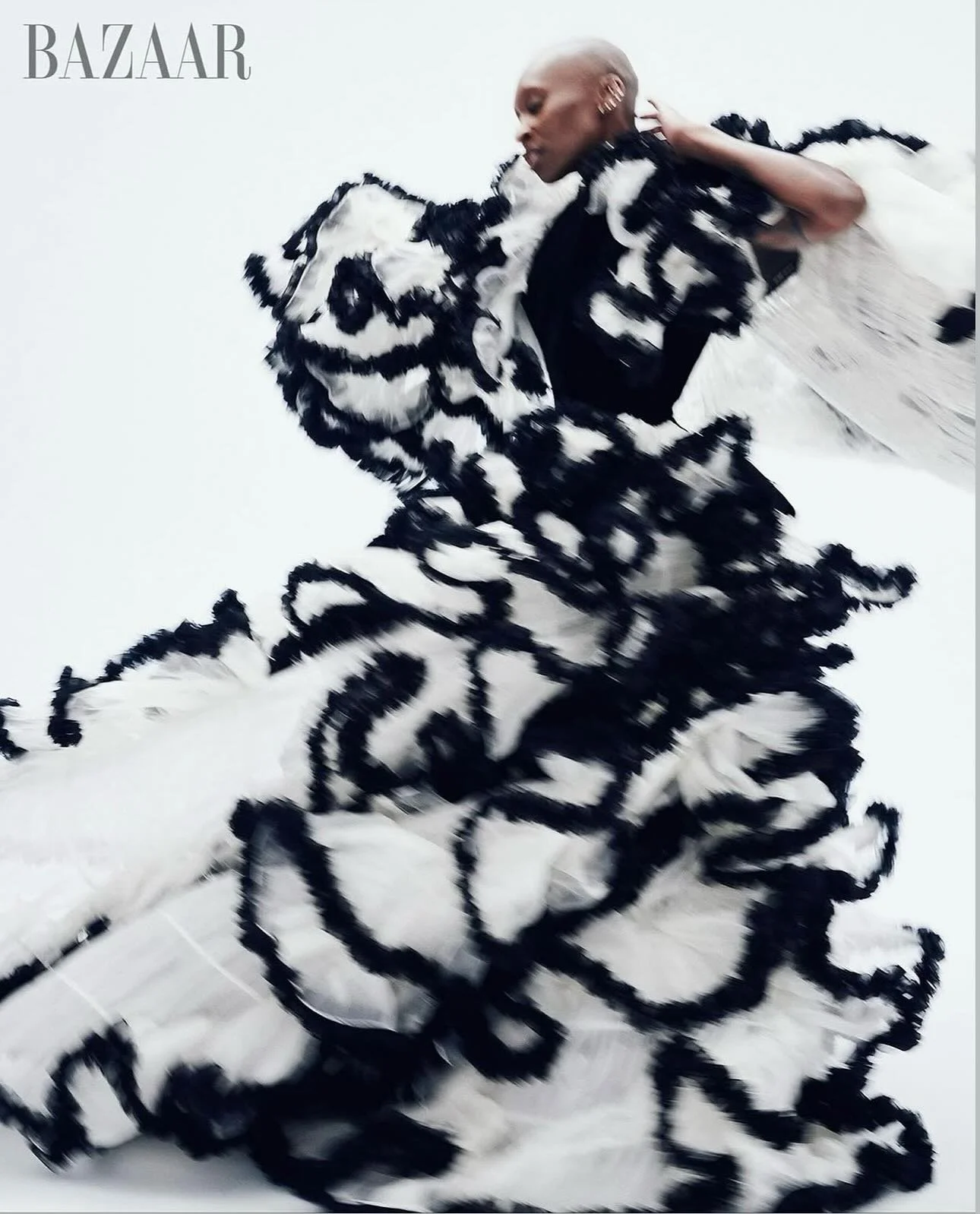 @cynthiaerivo wears @schiaparelli Haute Couture Fall/Winter 2025 by @danielroseberry as seen in @harpersbazaarus 

Photography @cassblackbird 
Styling @yashuasimmons 

#Schiaparelli #CynthiaErivo