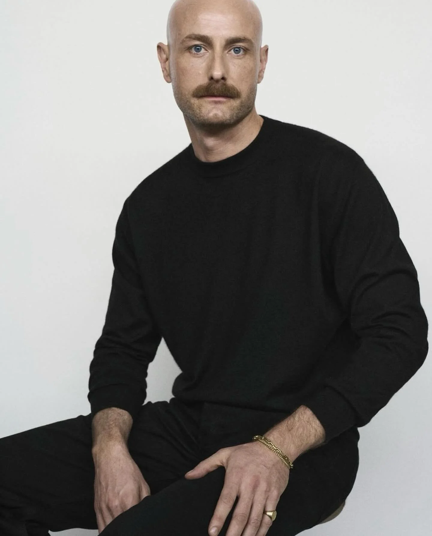 Courr&egrave;ges is pleased to announce the appointment of Drew Henry as Artistic Director, effective May 2026.

He will present his debut runway collection during Paris Fashion Week in September.

#courreges