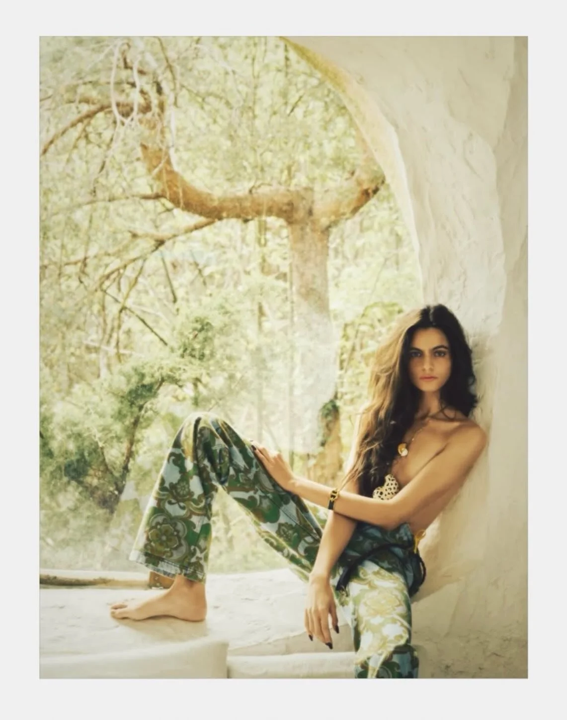 @etro featured in @bazaarfrance 
@fvandernat @helenemanche 
@elodiedavid @atelierfranckdurand