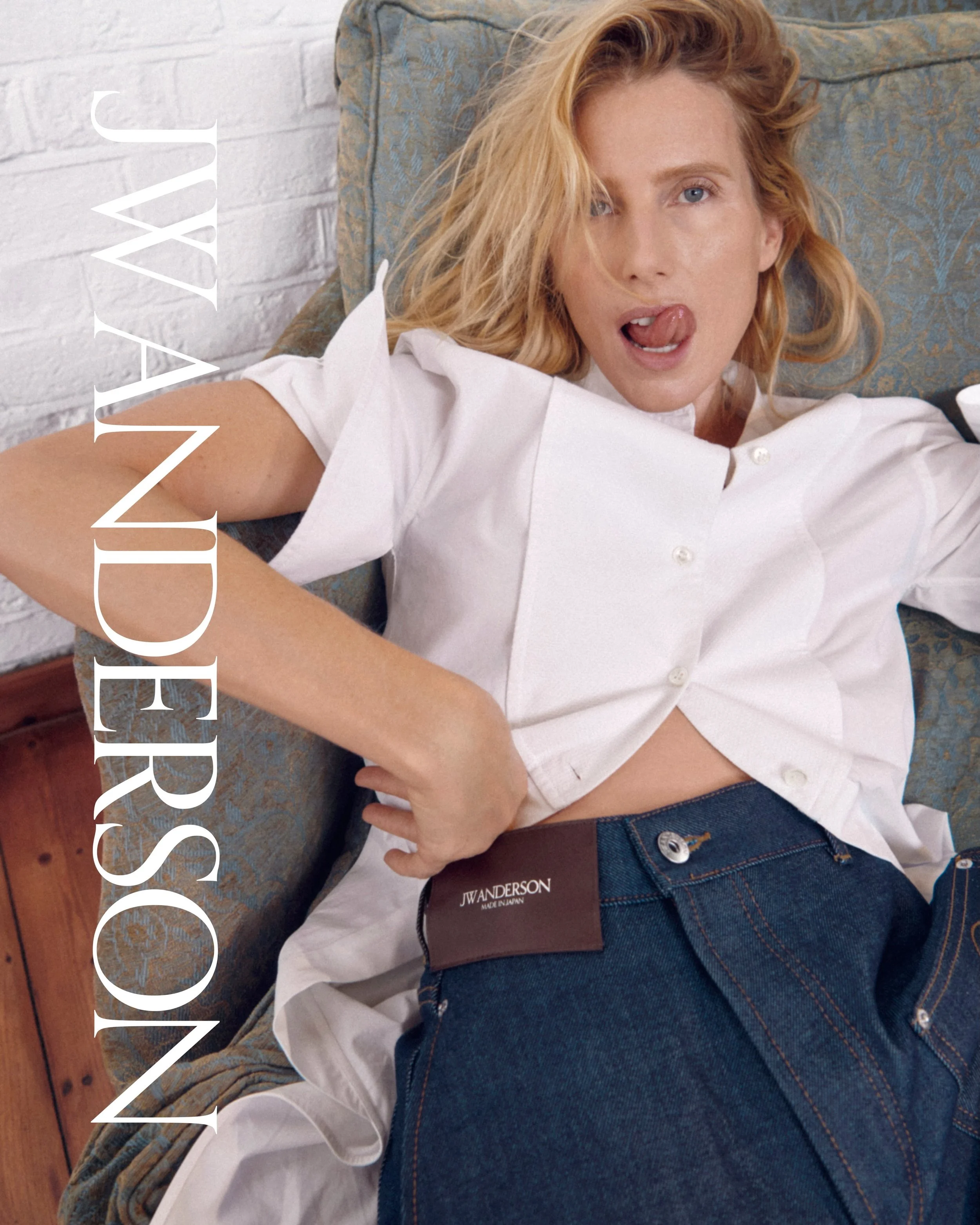 @jw_anderson 
DREE, NICK, DENIM
Dree Hemingway and boyfriend Nick Delli Santi wear
JWANDERSON TWISTED DENIM