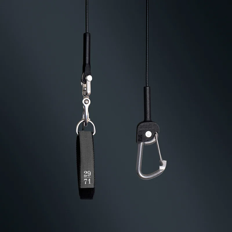 Lanyard_Black_Product_Listing_1000x1000px.jpg