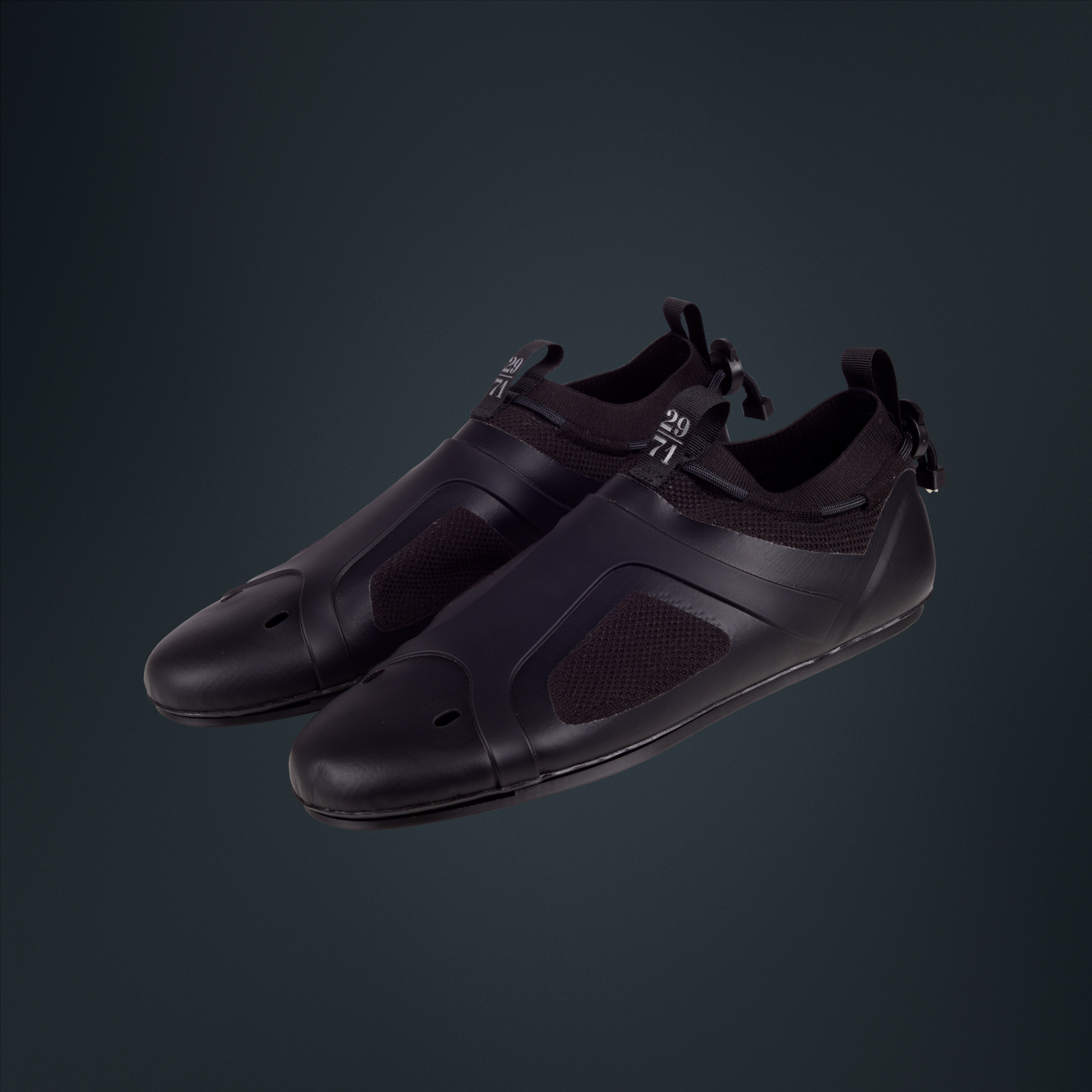 DS.1_Blk_SideStep-2.png