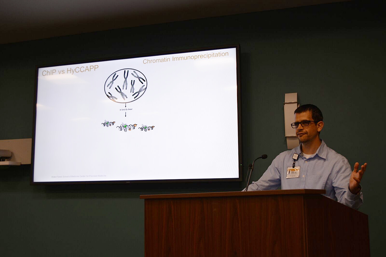 Dr. Guillen presenting at the Center for Precision Medicine Omics 101 workshop