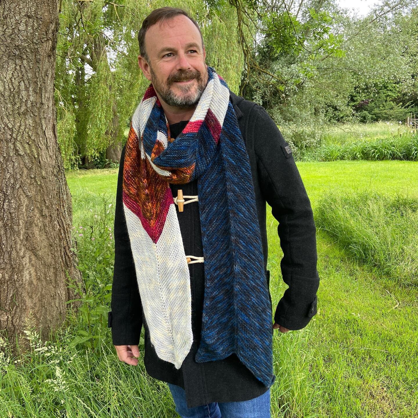 Another shout out for my Lionheart scarf. It&rsquo;s a chevron pattern and it makes a lovely pennant end. It reminds me of the medieval Pennant flags, and my mind flashes back to Julian Glover as King Richard the Lionheart in Dr Who. #yarnstore #knit