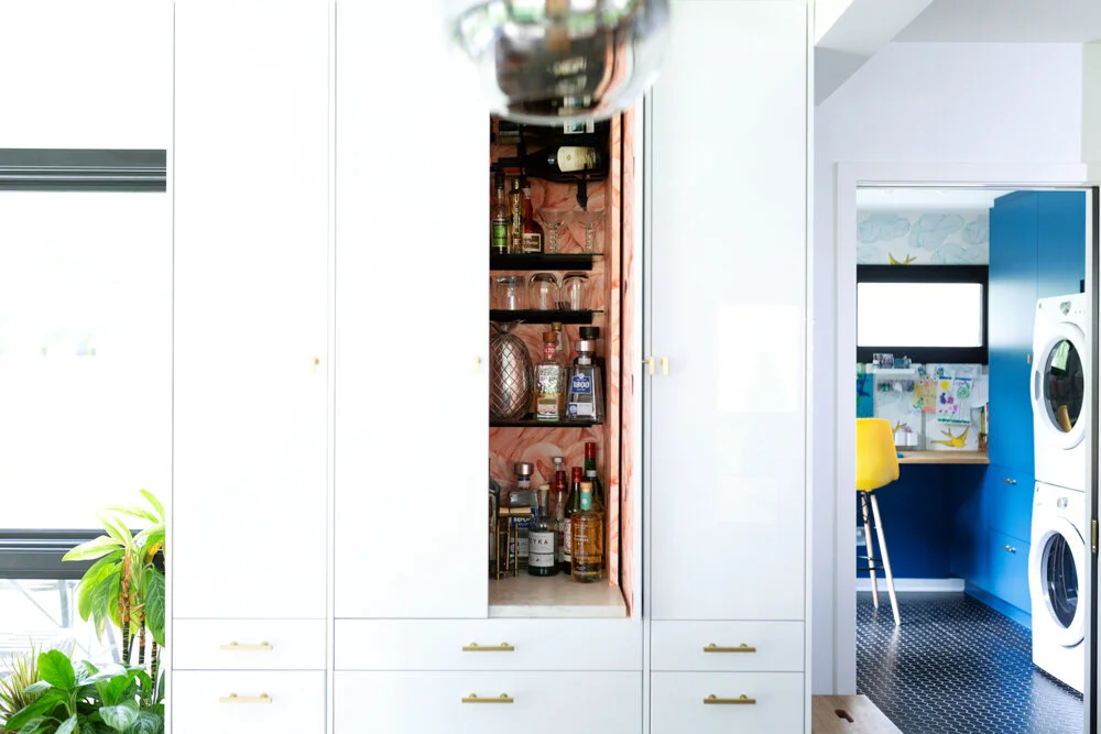 52.ikeahack.builtinbar.pinkflamingowallpaper.jpg