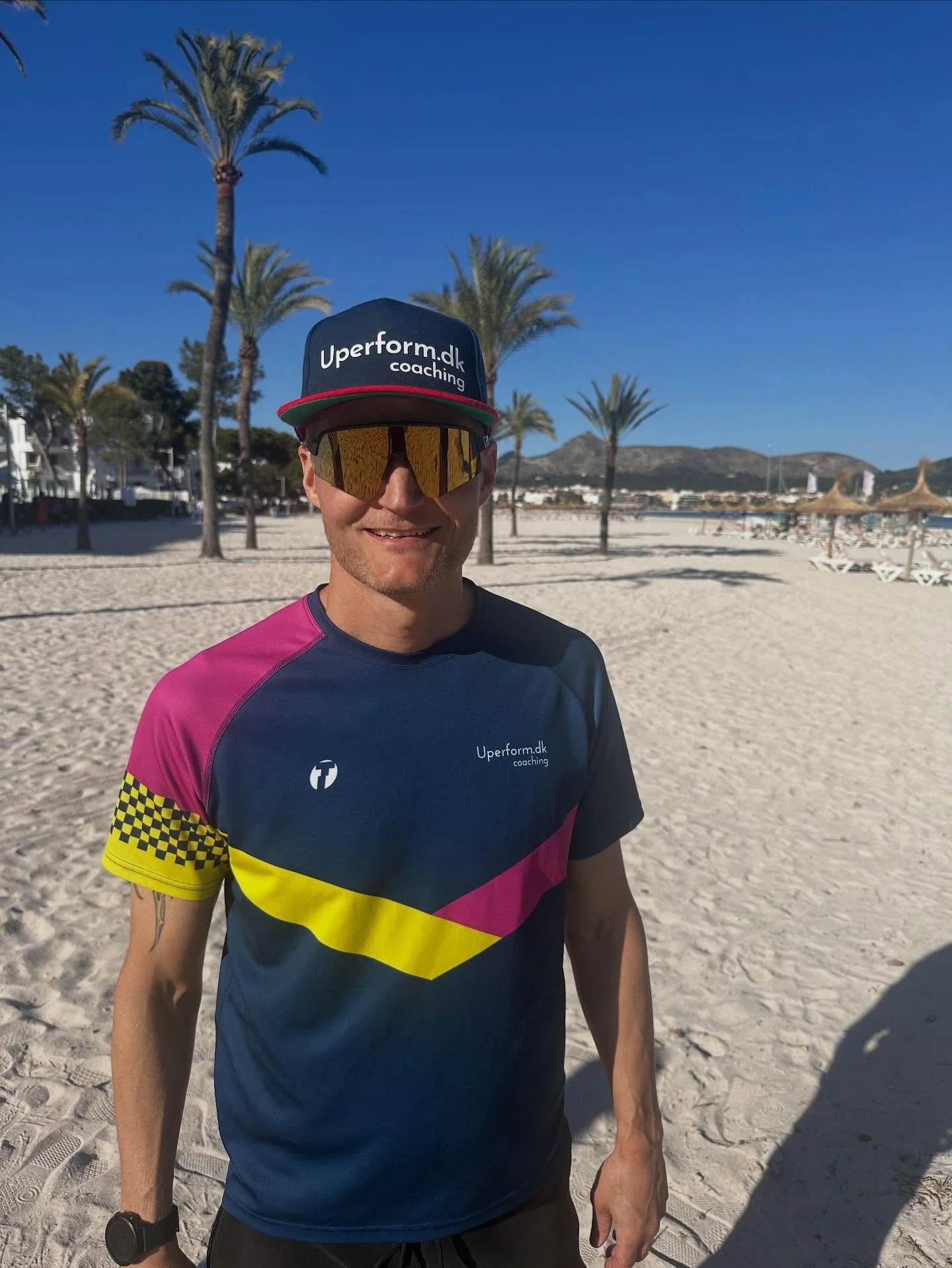 Det er med stor gl&aelig;de at vi kan pr&aelig;sentere Adam som tr&aelig;ner p&aring; Uperform campen p&aring; Mallorca igen n&aelig;ste &aring;r!!

Adam er super erfaren underviser og samtidig triathlet selv!! S&aring; vil du med ud og tr&aelig;ne m