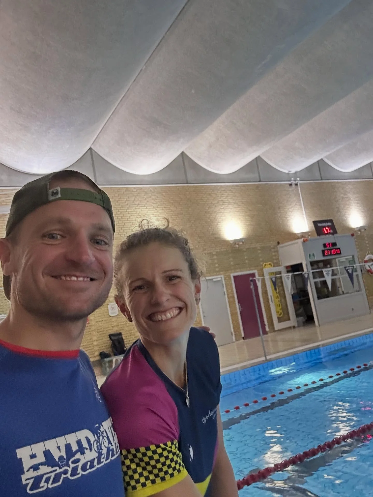 2 glade Uperform tr&aelig;nere p&aring; kanten i Hvidovre til aftens tr&aelig;ning!!
Fedt at v&aelig;re en del af en klub som investere i deres medlemmer.
Kom forbi og tr&aelig;n med hvis du vil have inputs fra Uperforms tr&aelig;nere😉

#uperformcoa