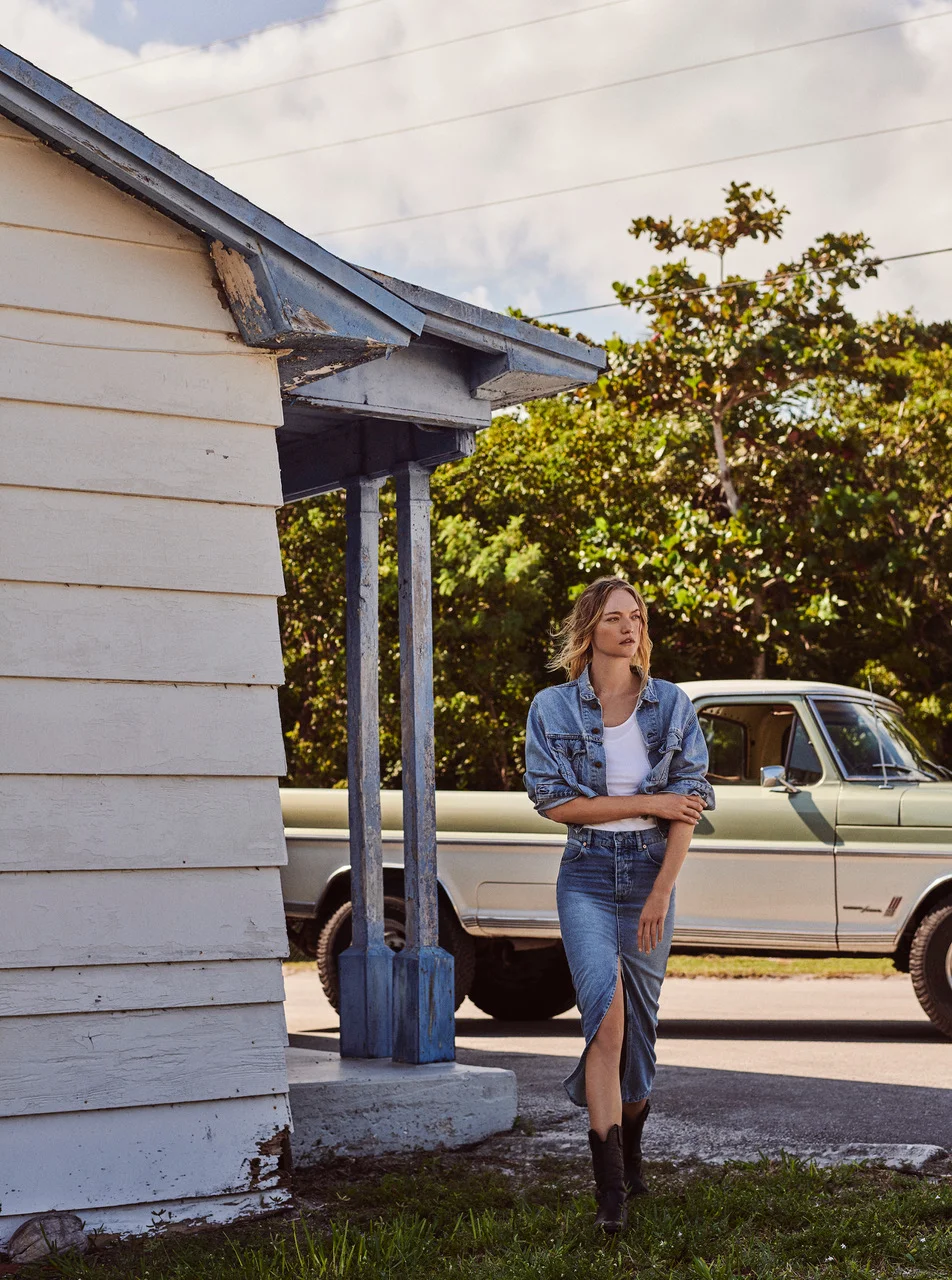 RS73630_05_733_D copy.jpeg