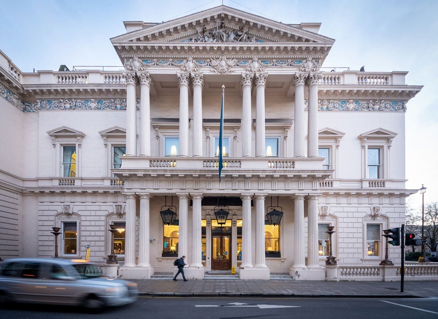 ✨REOPENING UPDATE✨⠀
⠀
We're pleased to announce we'll be partially reopening our doors on Monday 8 March to IoD members for essential meetings and work that cannot take place from home - in line with government guidelines.⠀
⠀
Members AND non-members 