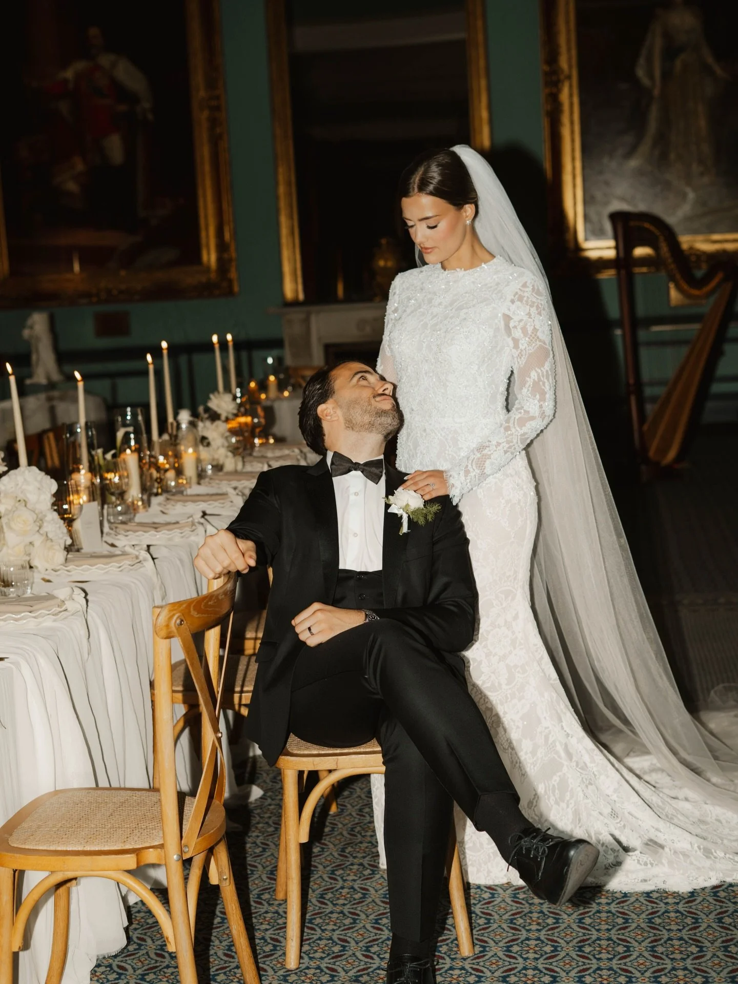 Dinner by candlelight&hellip; wedding edition ✨ swipe to take a seat

&amp; Shoot Organiser - @capturedby.rana
Venue - @116pallmall
Videographer - @aurora.motion
Content Creator -@contentbygeorgielu 
Makeup Artist - @izziebutlermakeup
Hair Stylist - 