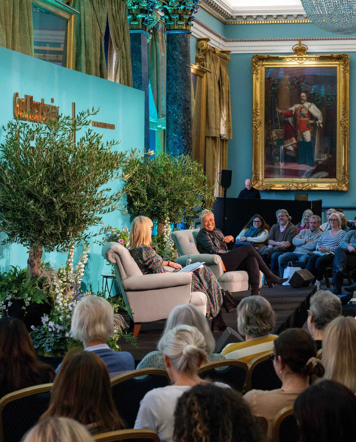 Full venue. Full impact.
Two event floors. Terrace. Garden. Two private meeting levels.
Even the front flag? Yours.
This isn&rsquo;t an event &mdash; it&rsquo;s a brand statement.
Make it yours. Brand it. Own it.

Venue takeover |  Brand activation |