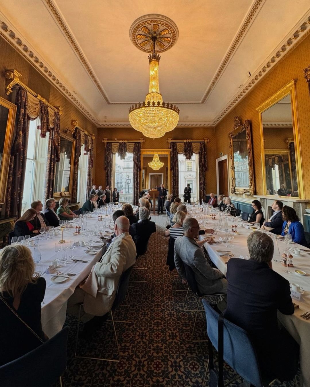 It was a full house last week as we welcomed guests to the beautiful Waterloo for a truly special Champagne Pairing dinner celebrating the House of Pol Roger.

The evening began with elegant canapes alongside Pol Roger Brut R&eacute;serve NV, setting