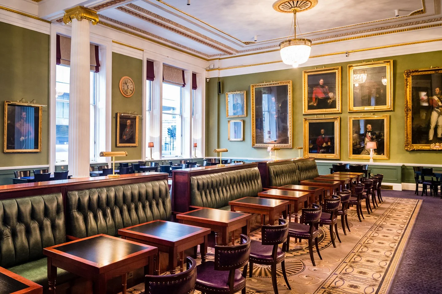 header-116-directors-lounge-02e48e21d752bbd7ba30c848c355b23b.jpg