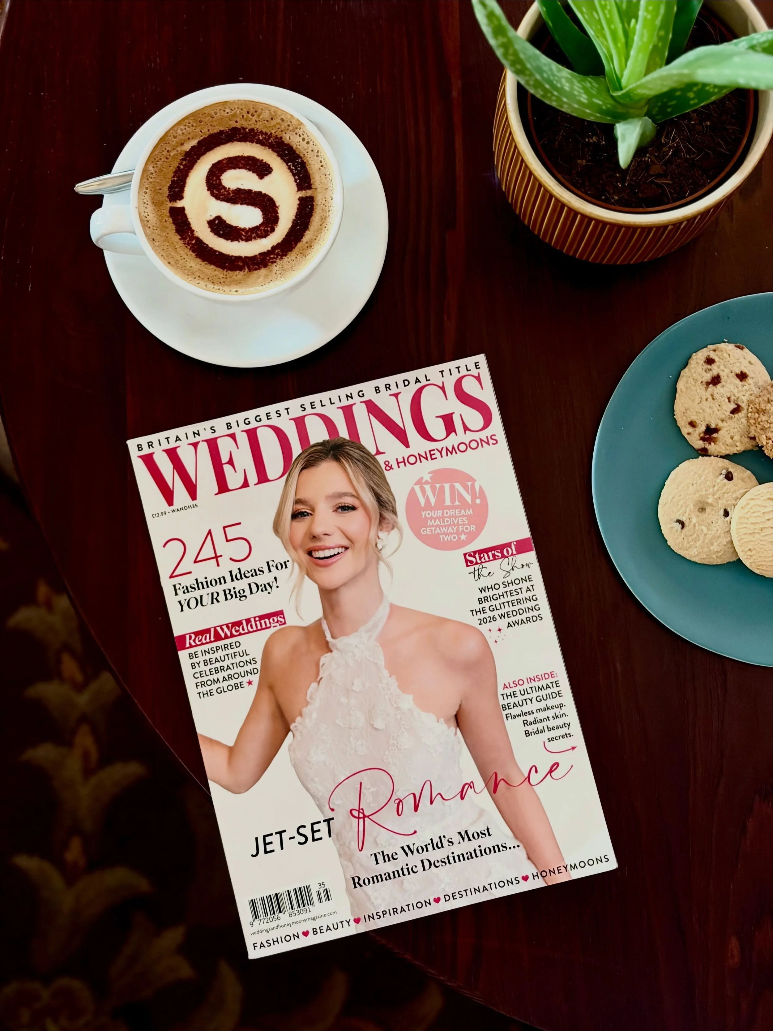 We are over the moon to see Sarah and Carter&rsquo;s wedding featured on the latest issue of @weddingshoneymoonsmagazine_ in the Real Weddings section. 

Planning your own special day? We&rsquo;d love to make your dream come true! 

Florist: @bloomin